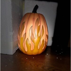 Grandin road lighted up pumpkin